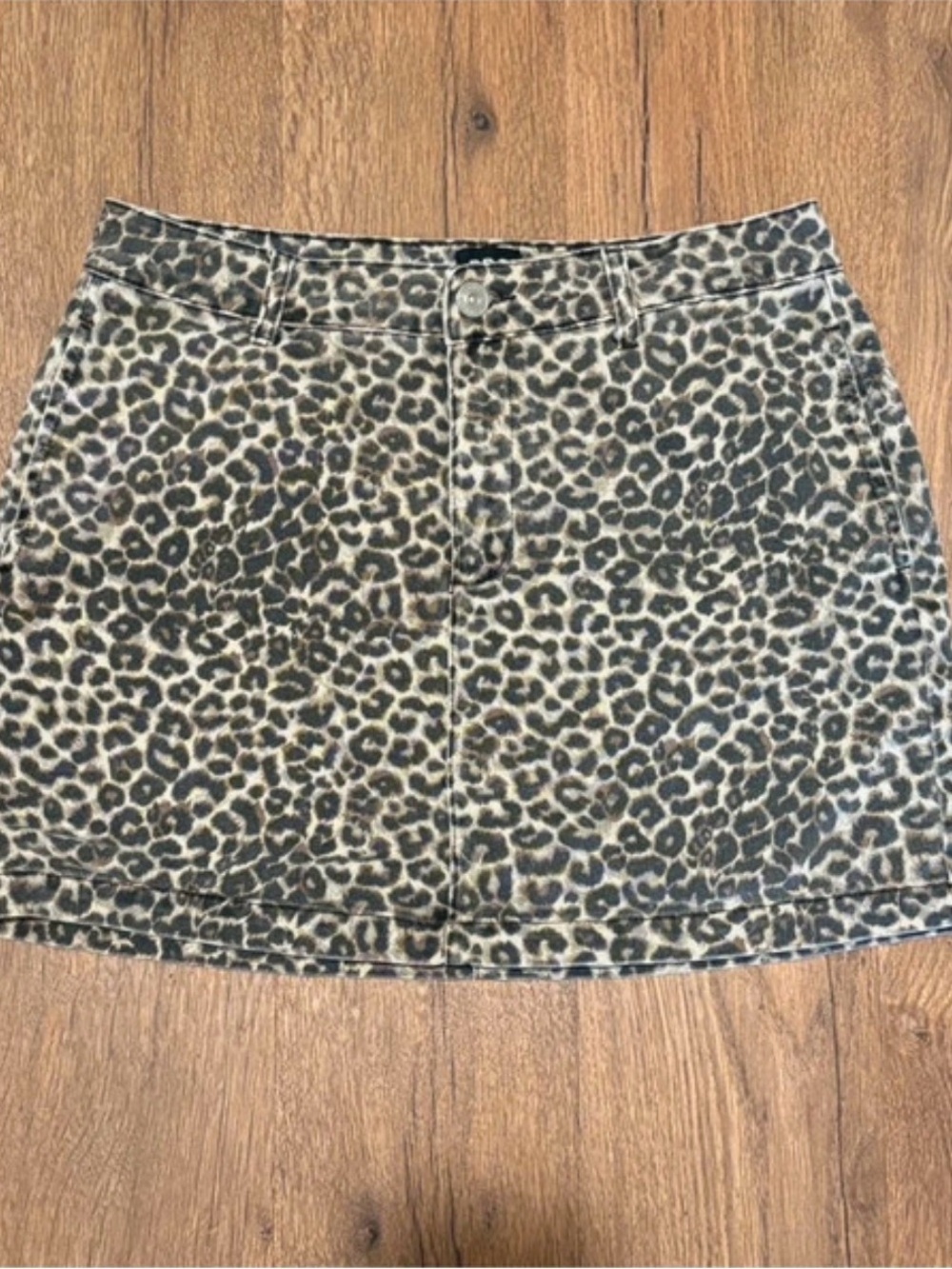 Urban Outfitters Leopard Print Mini Skirt L